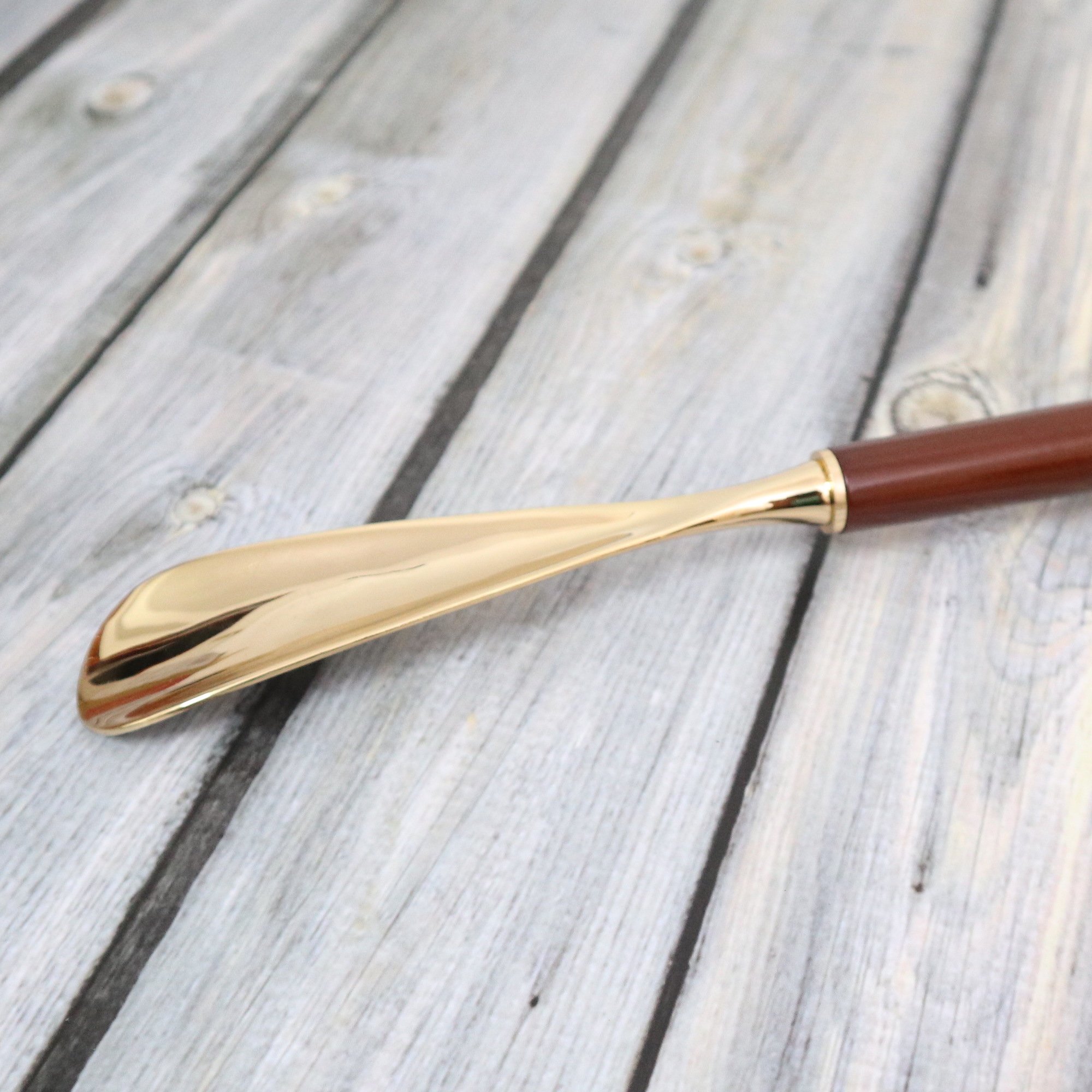 54cm by Hennesy Long Shoe Horn Polished Beech Wood 